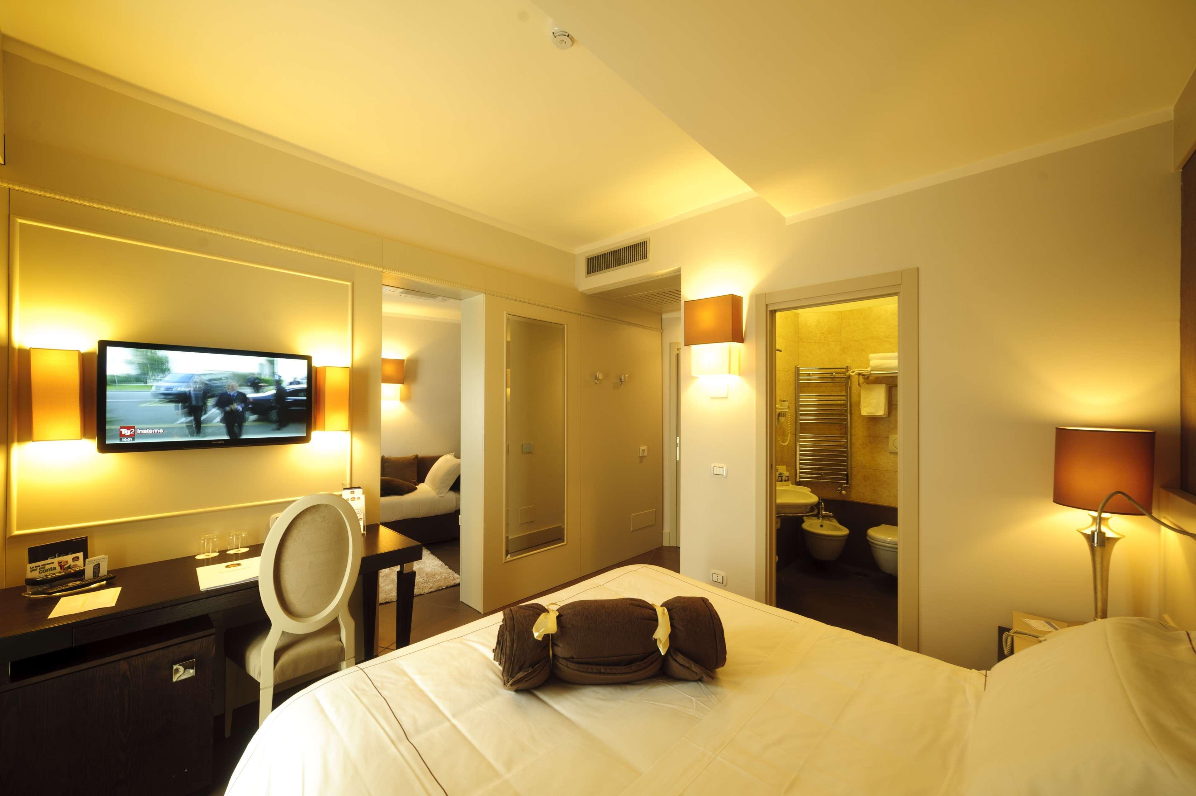 Best Western Plus Hotel Perla Del Porto Катандзаро Екстериор снимка