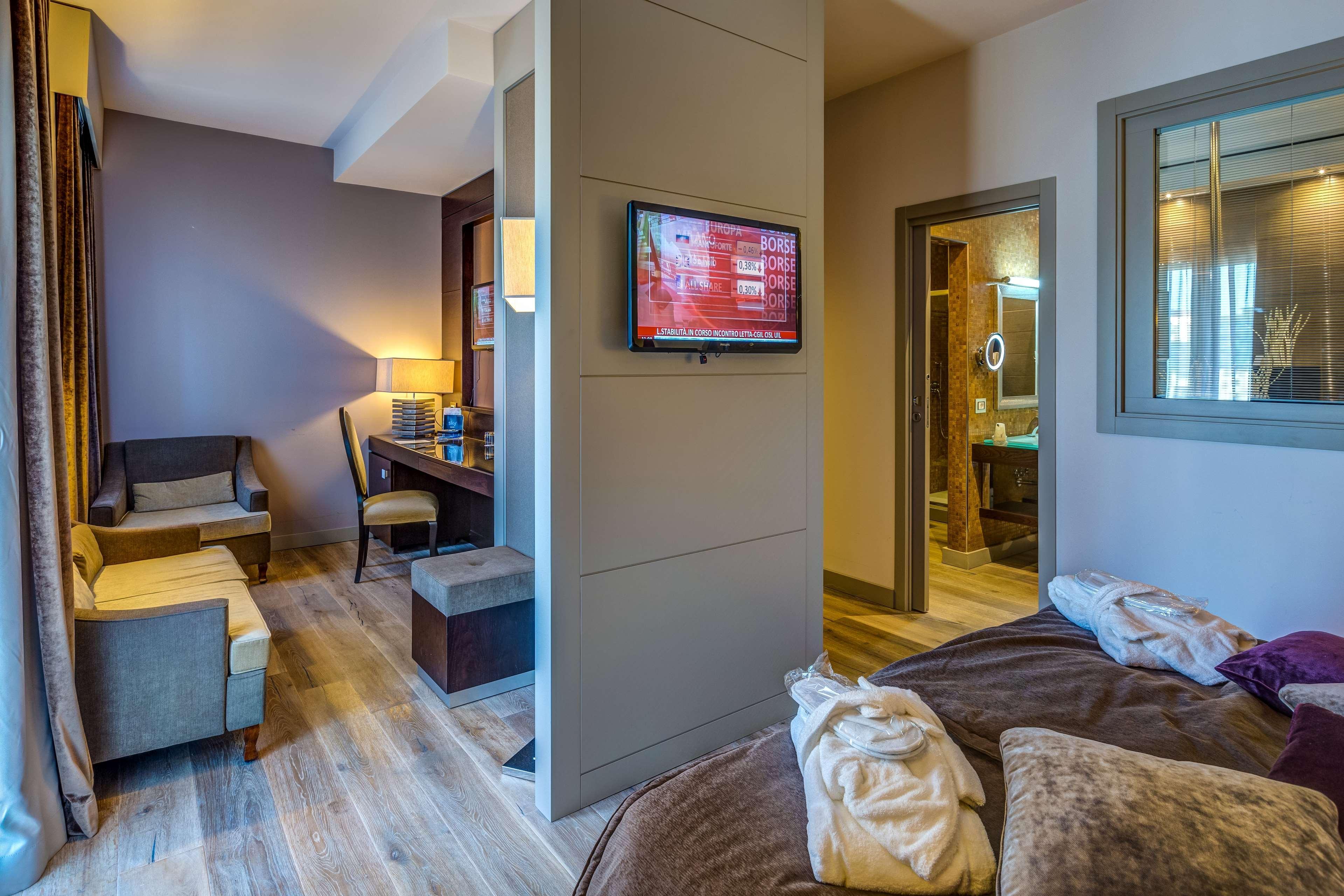 Best Western Plus Hotel Perla Del Porto Катандзаро Екстериор снимка