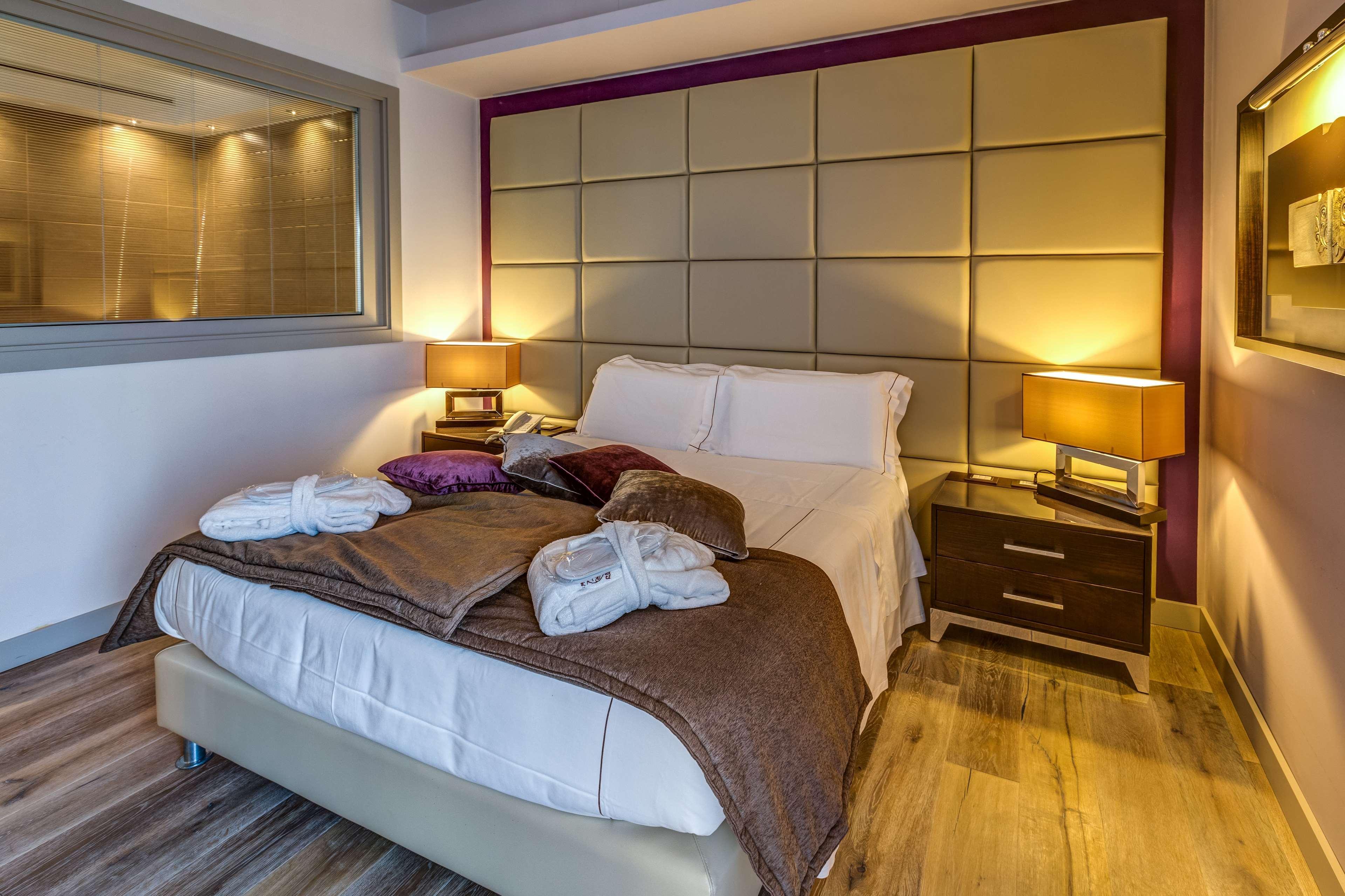 Best Western Plus Hotel Perla Del Porto Катандзаро Екстериор снимка