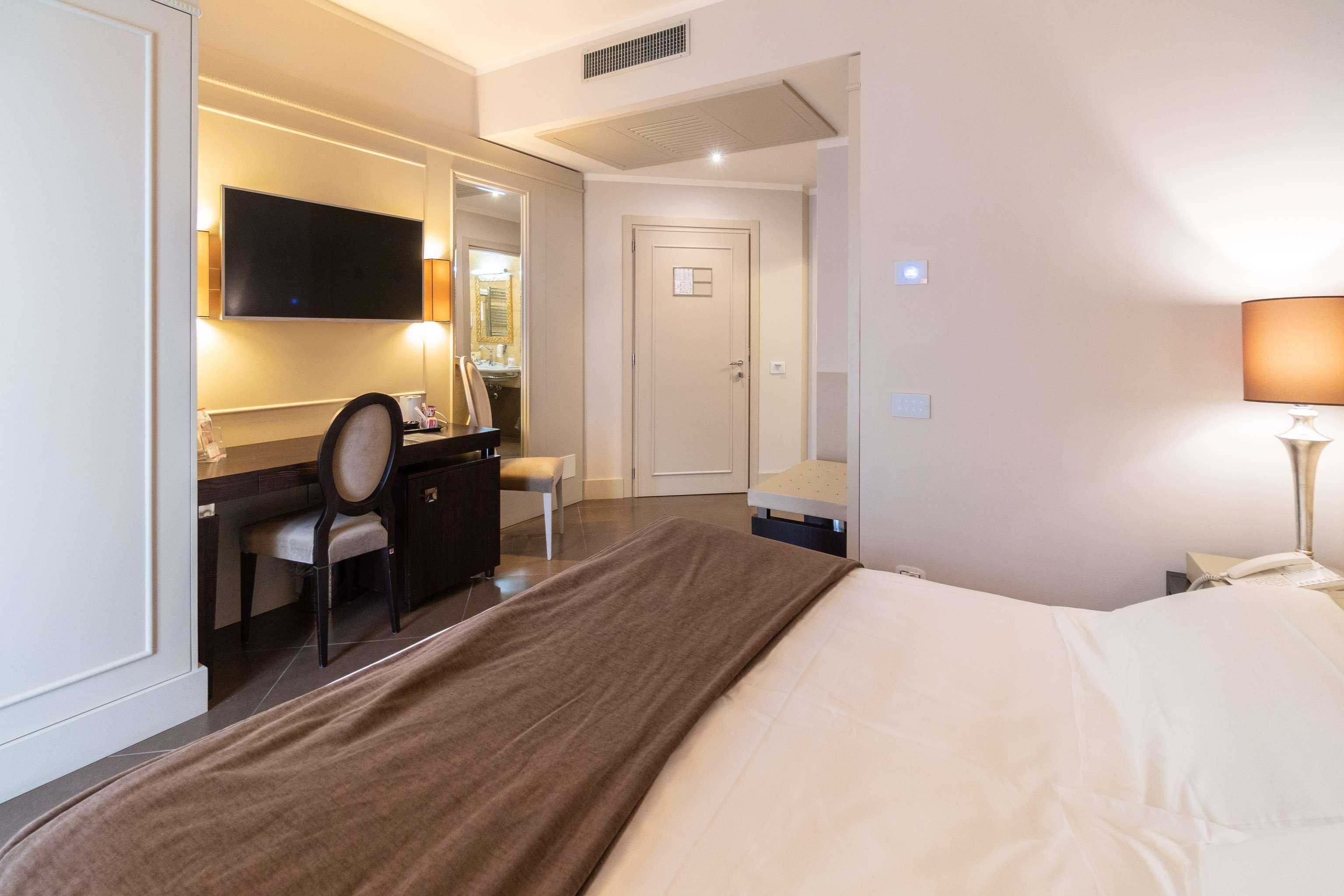 Best Western Plus Hotel Perla Del Porto Катандзаро Екстериор снимка