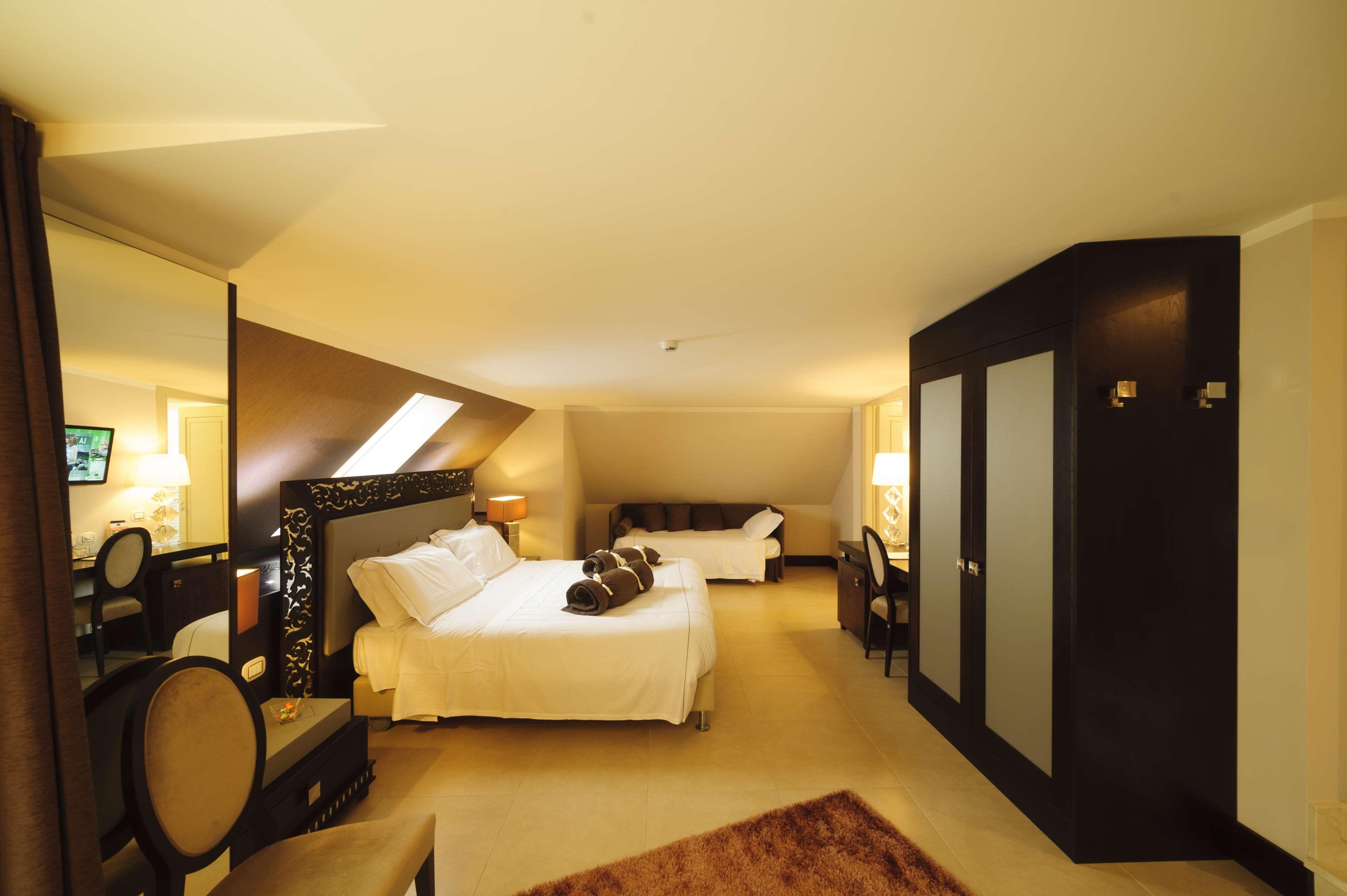 Best Western Plus Hotel Perla Del Porto Катандзаро Екстериор снимка